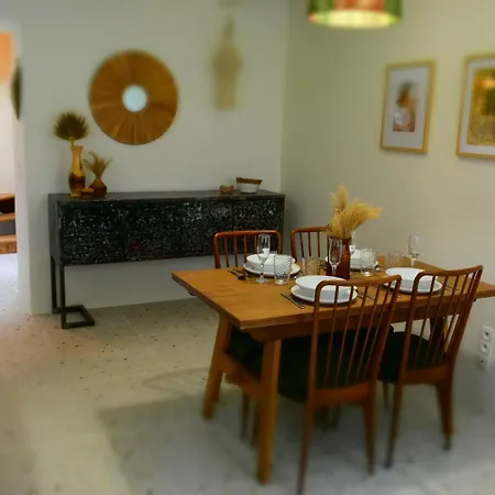 Дом отдыха Maison De Pecheur Renovee A Deux Pas Du Port *